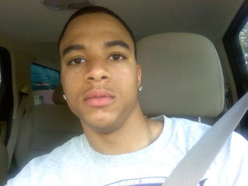 Date this young United States man Mickel from  US5074