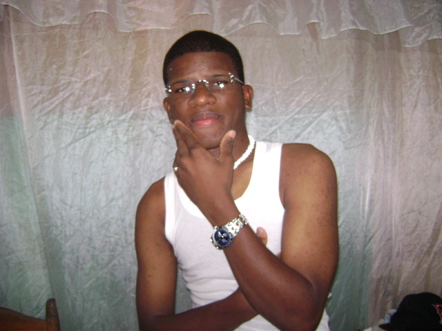 Date this fun Dominican Republic man Henry from Santo Domingo DO3087