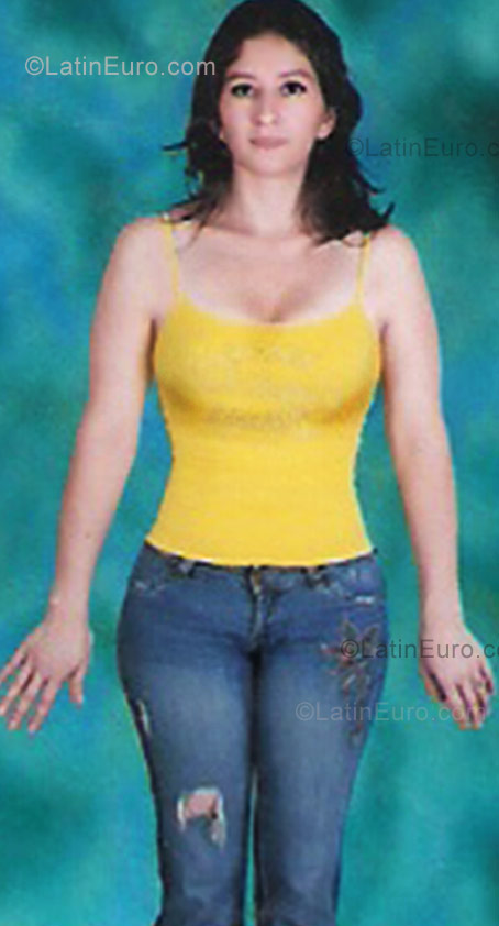 Date this delightful Colombia girl Viviana Patricia from Cali CO2750