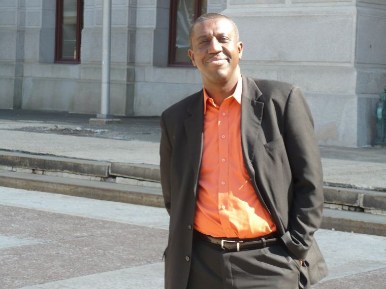 Date this stunning United States man Ron from Philadelphia US5124