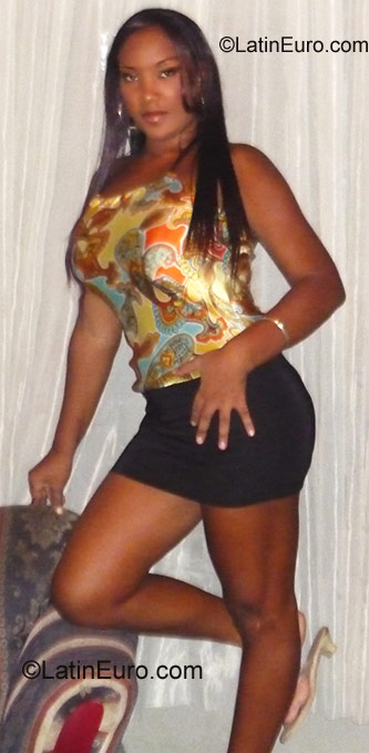 Date this georgeous Colombia girl Yulieth from Cali CO2825