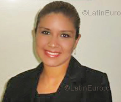 Date this young Brazil girl Jakeline from Vila Velha BR2264