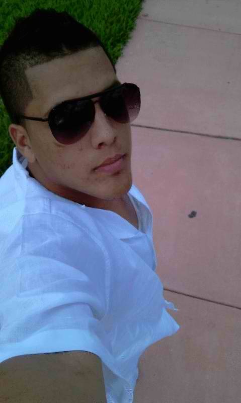 Date this charming United States man X.miamiboy305.x from Miami US5290
