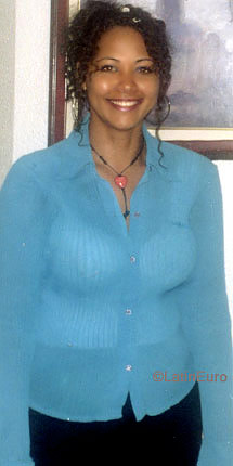 Date this attractive Brazil girl Alba from Natal BR2308