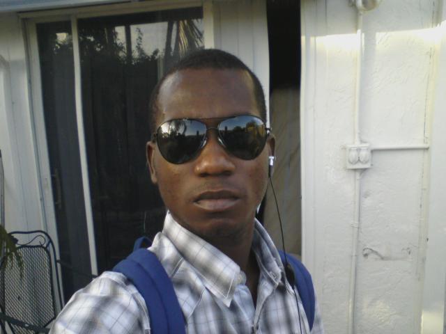 Date this exotic United States man S.D.Clairmise from West Palm Bch US5320