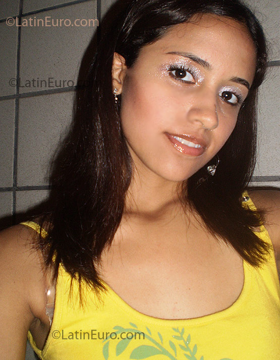 Date this passionate Brazil girl Rebeca from Fortaleza BR2330