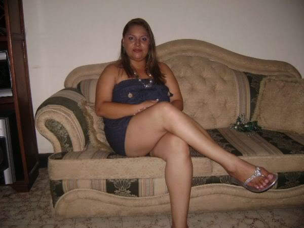 Date this gorgeous Colombia girl Coshita from Barranquilla CO3003
