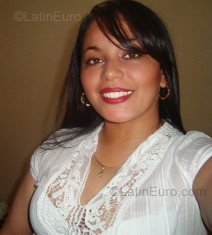 Date this passionate Colombia girl Angie Sofia from Cali CO3049
