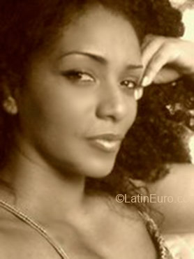 Date this foxy Brazil girl Renata from Duque De Caxias BR2413