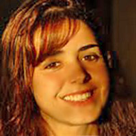 Date this happy Brazil girl Pollyana from Uberlandia BR4560