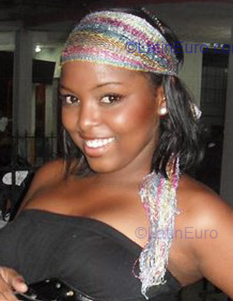 Date this stunning Colombia girl Maria Fernanda from Cartagena CO3110