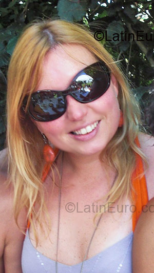 Date this pretty Switzerland girl Ursi from Zurich CH46