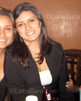 Date this pretty Colombia girl Adriana_jr from Bogota CO3184