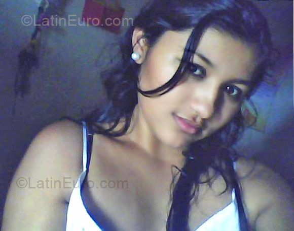Date this fun Colombia girl Diva from Barranquilla CO3290