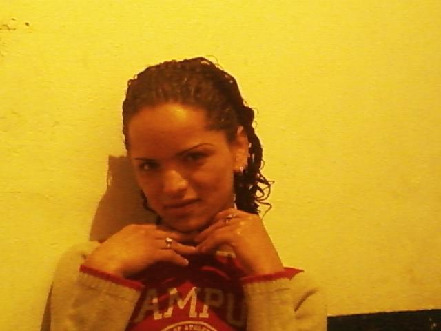 Date this delightful Colombia girl Khristhian from Manizales CO3292