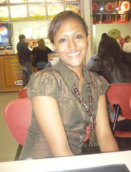 Date this hard body Colombia girl Thythha from Bogota CO3415