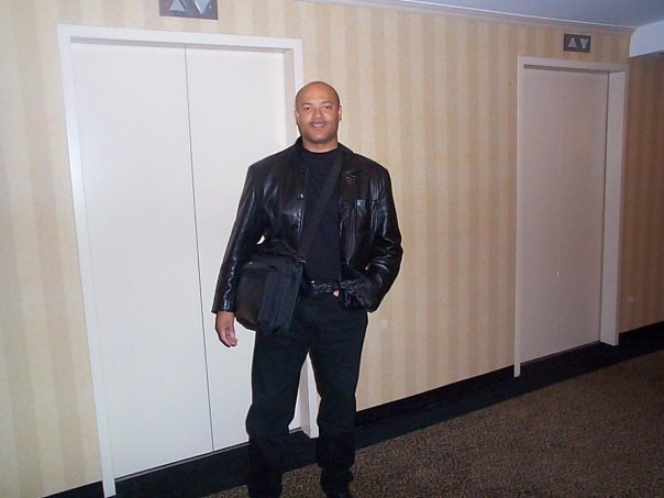 Date this voluptuous United States man Gerald from Los Angeles US5736