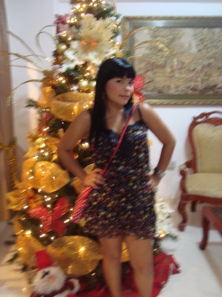 Date this happy Colombia girl Chesteys from Cartagena CO3496