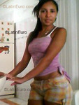 young Colombia girl Paola from Cartagena CO3528