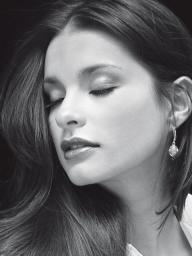 Date this pretty Colombia girl Love2011 from Quilla CO3545