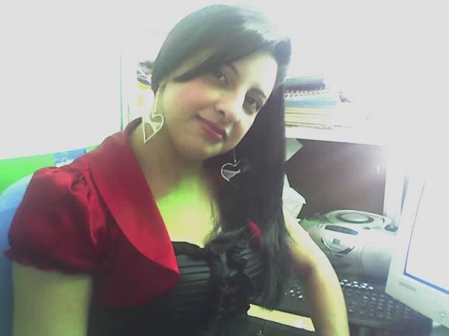 Date this charming Colombia girl Andrevero from Bogota CO3602