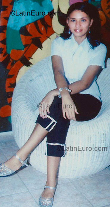 Date this stunning Honduras girl Wendy from Choloma HN173