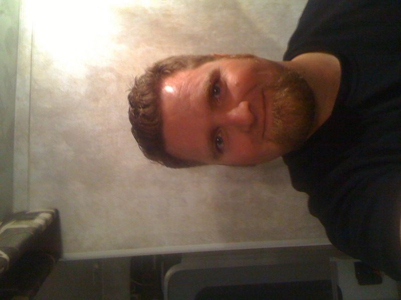 Date this sultry United States man Hap from Seattle US5825