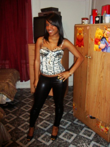 Date this foxy Reunion girl Yinet guzman from Santo Dominigo RE4