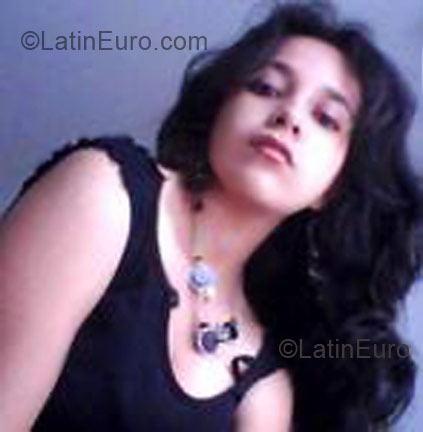 Date this hot Colombia girl Barbara from Bogota CO3905