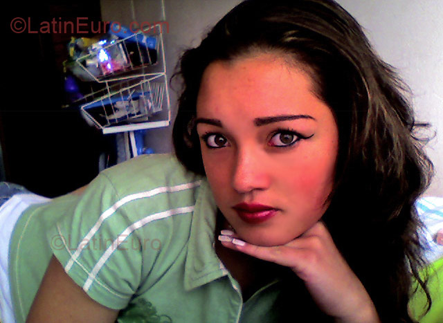 Date this pretty Colombia girl Sandra patricia from Bogota CO3974