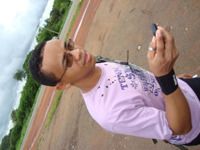 Date this hot Brazil man Eron from Goiania BR2922