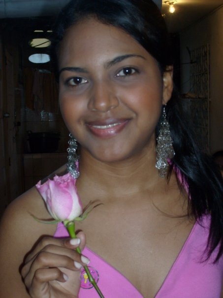 Date this cute Colombia girl Carmen from Barranquilla CO4011