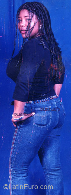 Date this foxy Honduras girl Daniela from Trujillo HN210