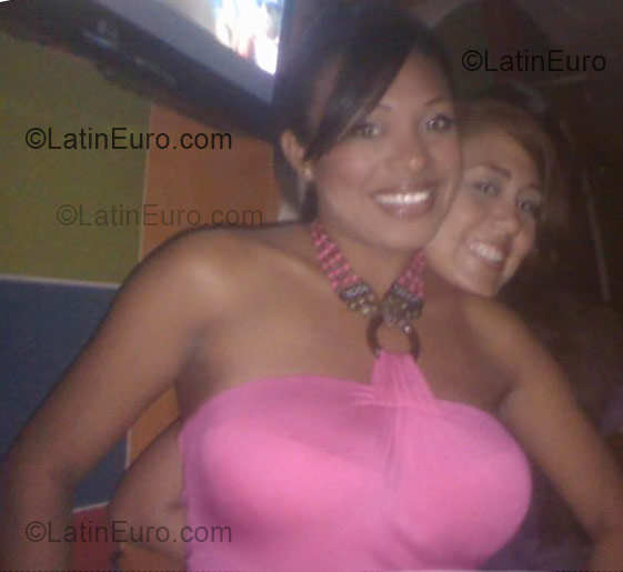 Date this passionate Colombia girl Grace from Barranquilla CO4096