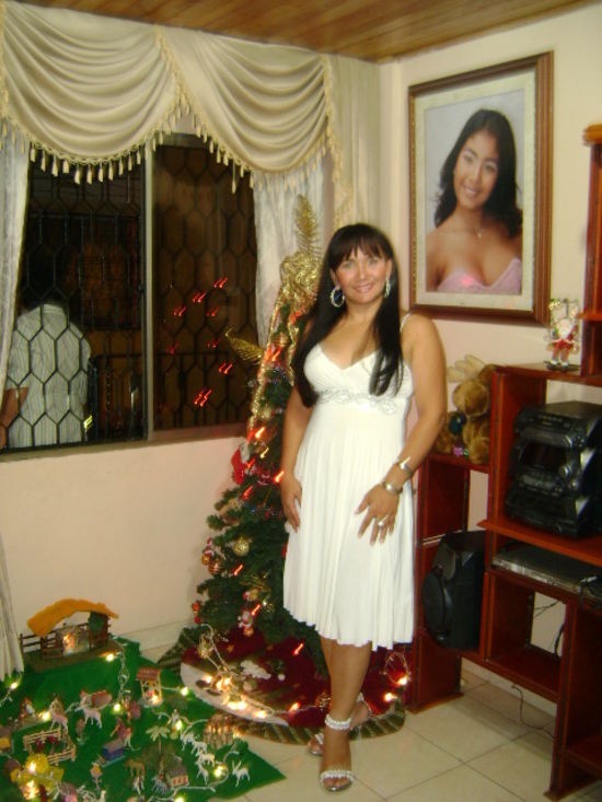 Date this foxy Colombia girl Liande from  CO4174