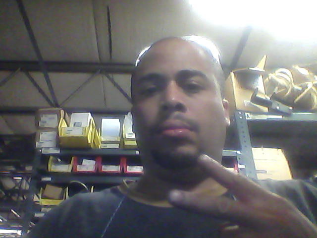 Date this voluptuous United States man RONDELL from  US6116