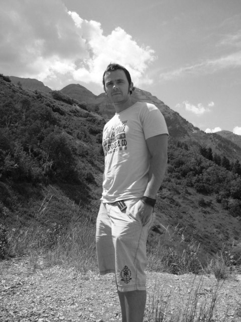 Date this good-looking United States man TYPEONEGATIVE from Los Angeles US6134