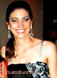 Date this sultry Brazil girl Indi from Curitiba BR5914