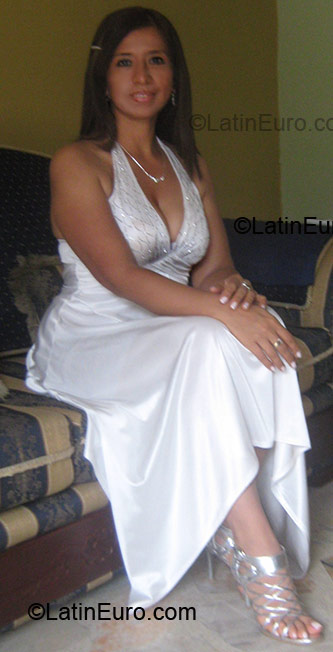 Date this voluptuous Colombia girl Martha from Bucaramanga CO4362