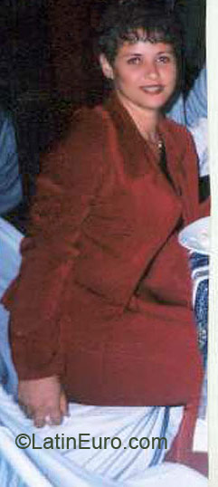 Date this voluptuous Brazil girl Vania from Volta Redonda BR3180