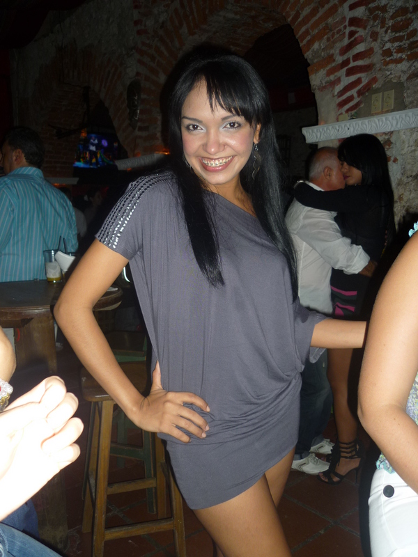 Date this nice looking Colombia girl Juliana from Valledupar CO4385