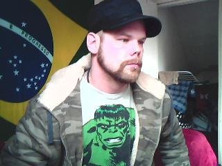 Date this pretty Brazil man Phumas from Santos BR3225