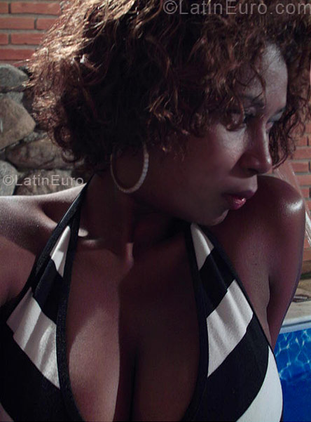 Date this sultry Brazil girl Veronyka from Sao Paulo BR6143