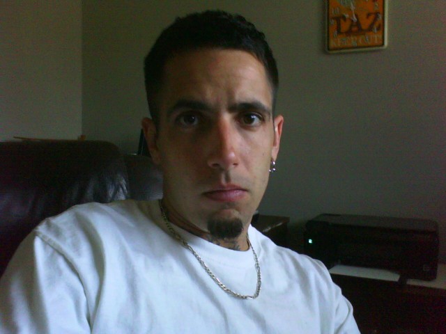 Date this young United States man InkMan26 from Westland US6423