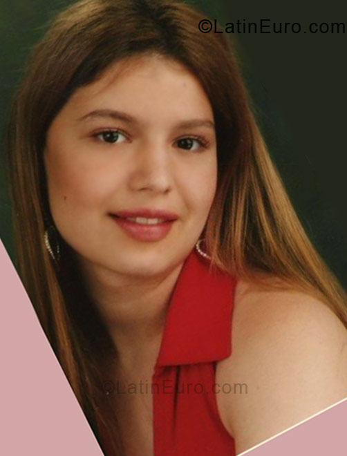 Date this beautiful Colombia girl Jessica Andrea from Medellin CO4460