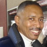 Date this nice looking United States man Victor from Washington US6475