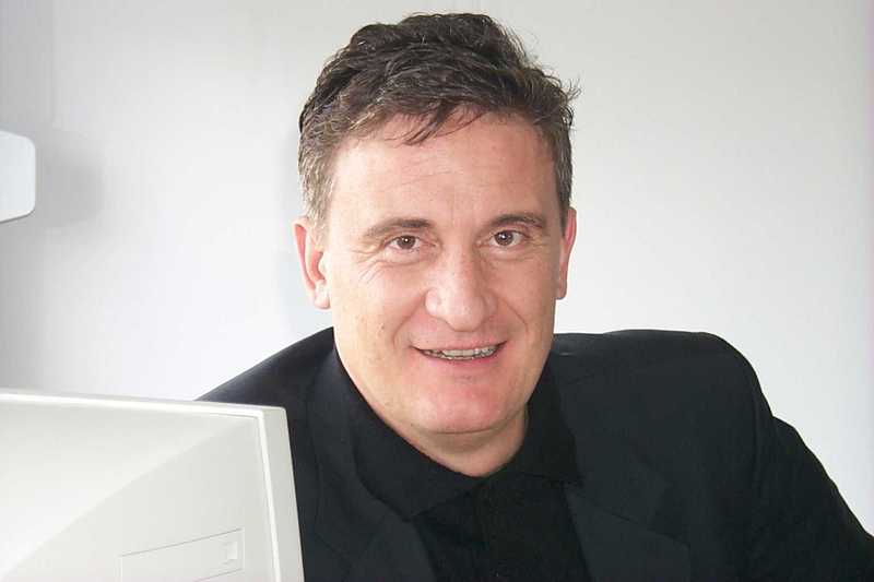 Date this nice looking Brazil man Jlpn747 from Sao Paulo - Rio de Janeiro ES124