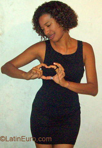 Date this young Brazil girl Rosana from Feira De Santana BR3312