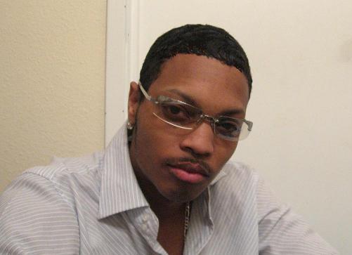 Date this exotic United States man Iluvlatns from Denver US6677