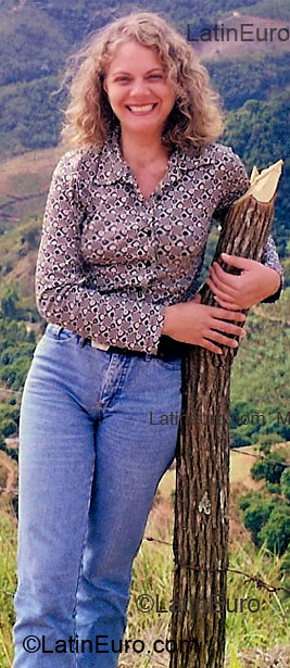 Date this stunning Portugal girl Sandra from Lisbon PT30